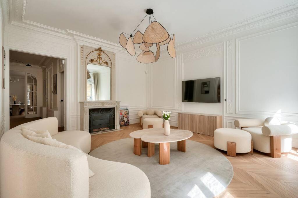 Superbe Haussmannien Aux Prestations Luxueuses Appartement Parijs